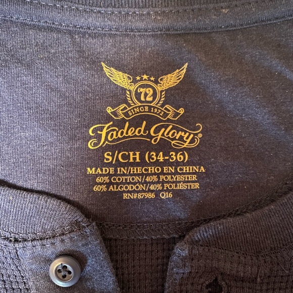 Like new! Faded Glory Long Sleeve Shirt Small - Picture 2 of 2